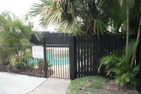 Cool Palms Motel - Whitsundays Accommodation 1