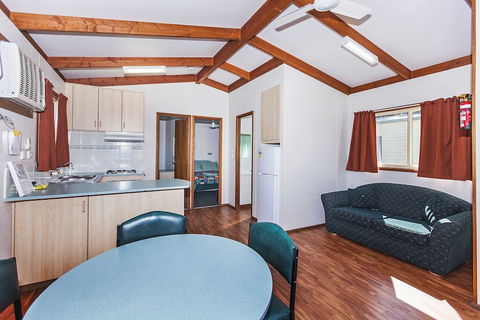 Naracoorte Holiday Park - Whitsundays Accommodation 0