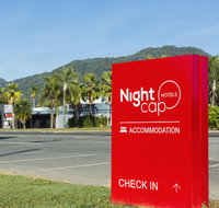 Nightcap at Edge Hill Tavern - Whitsundays Accommodation