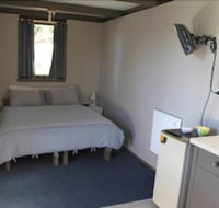 Flinders Island Cabin Park - Whitsundays Accommodation