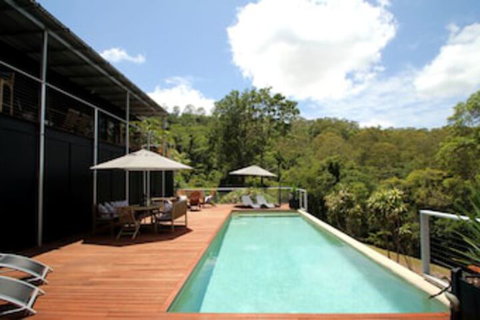 Phoenix Eumundi Bed & Breakfast - Whitsundays Accommodation 0