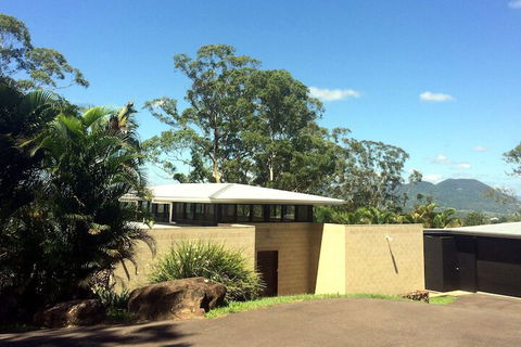 Phoenix Eumundi Bed & Breakfast - Whitsundays Accommodation 3