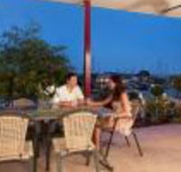 La Marina Waterfront Villa - Whitsundays Accommodation