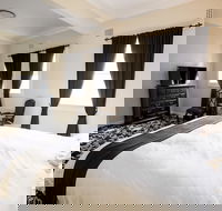The Commercial Boutique Hotel - Whitsundays Accommodation