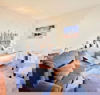 Phoenix Apartments - Whitsundays Accommodation