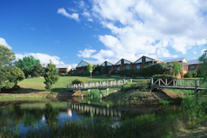 Cherokee VIC Whitsundays Accommodation