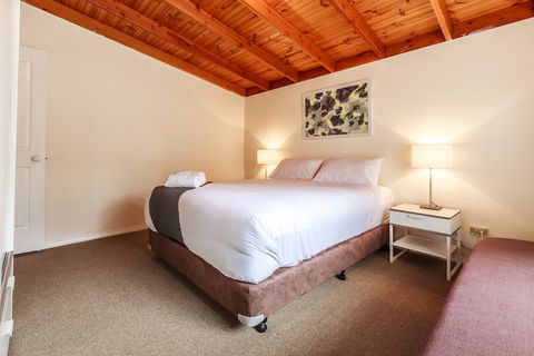 The Cottages At Hepburn Springs - Whitsundays Accommodation 5