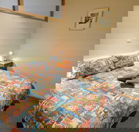 Falls Creek Country Club - Whitsundays Accommodation