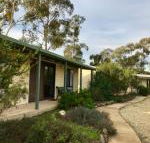 Stawell Holiday Cottages - Whitsundays Accommodation