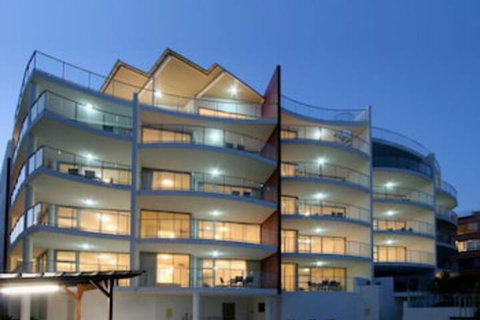 Salt On Kings Apartments - Whitsundays Accommodation 0