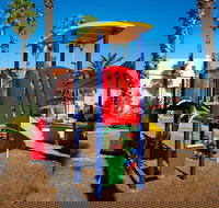 Capri Waters Country Club - Whitsundays Accommodation