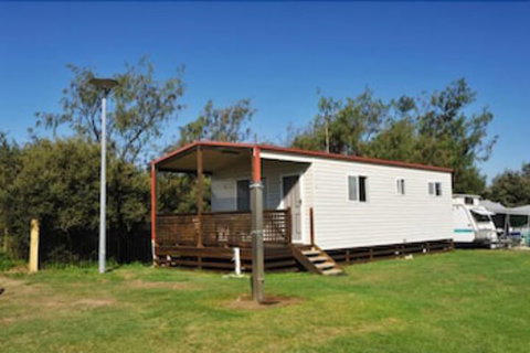 NRMA Stockton Beach Holiday Park - Whitsundays Accommodation 3