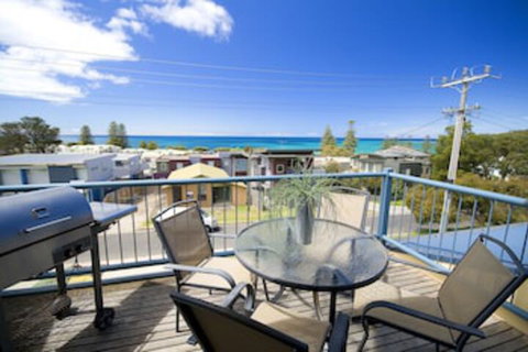 Lorne Ocean Sun Apartments - Whitsundays Accommodation 0