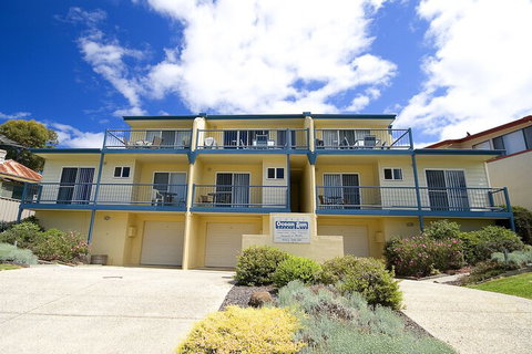 Lorne Ocean Sun Apartments - Whitsundays Accommodation 4