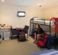 Adventure Backpackers Port Lincoln - Whitsundays Accommodation
