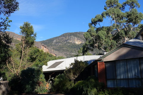 Pinnacle Holiday Lodge - Whitsundays Accommodation 5