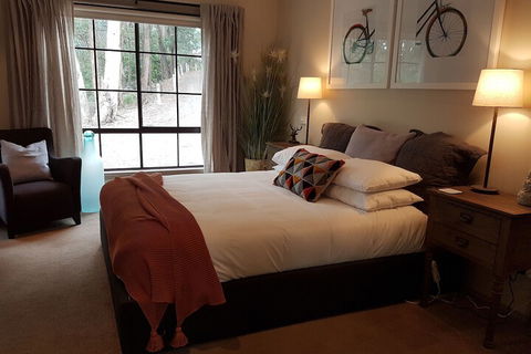 Tangenong Cottages - Whitsundays Accommodation 2