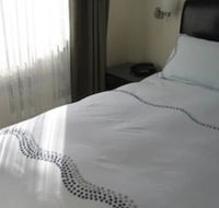 The Charles Robbins - Whitsundays Accommodation