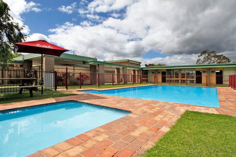 Midtown Motor Inn - Whitsundays Accommodation 7