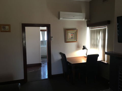 The Civic Hotel - Whitsundays Accommodation 2