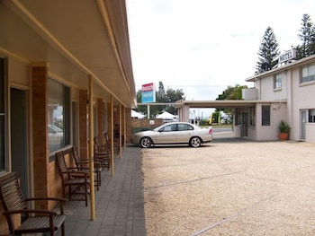 Beach Motel Woolgoolga - Whitsundays Accommodation 6