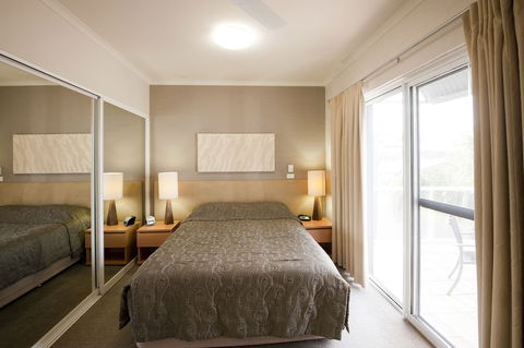 Mollymook Cove Apartments - Whitsundays Accommodation 5