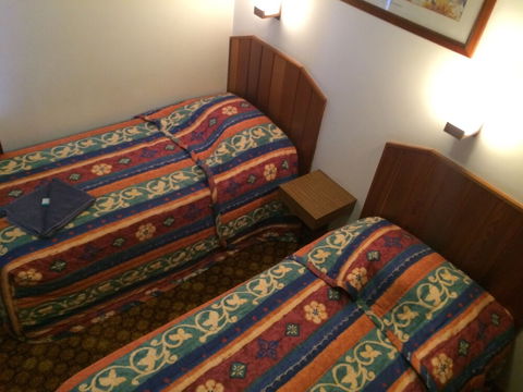 Monarch Motel Hotel - Whitsundays Accommodation 0