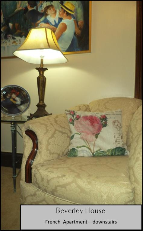 Beverley House - Whitsundays Accommodation 3