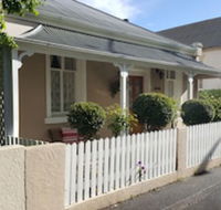 Arendon Cottage - Whitsundays Accommodation