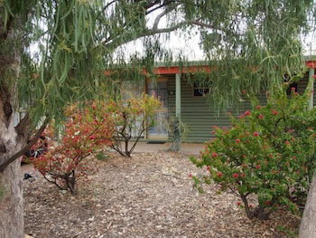 Angledool NSW Whitsundays Accommodation