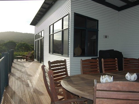 Ocean Beach House - Whitsundays Accommodation 5