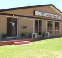 Leonora Motor Inn - Whitsundays Accommodation