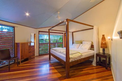 The Dome House - Whitsundays Accommodation 0