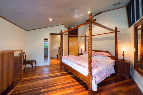 The Dome House - Whitsundays Accommodation 5
