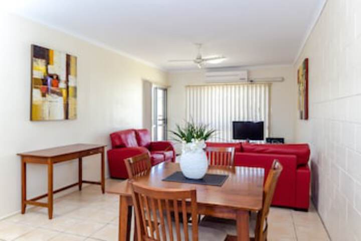 West Gladstone QLD Whitsundays Accommodation
