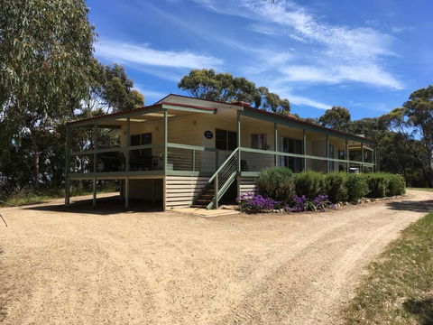 Cabernet Cottage - Whitsundays Accommodation 5