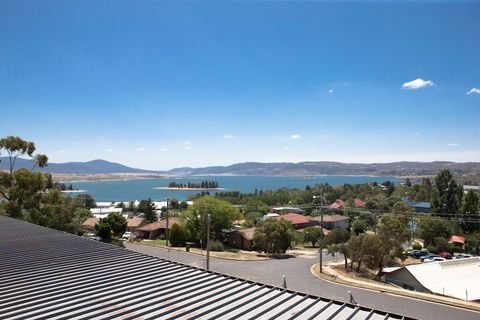 Vikas - Whitsundays Accommodation 0