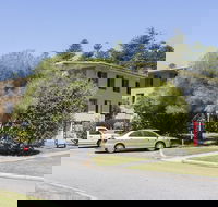 Cottesloe Beach Pines Apartment - Whitsundays Accommodation