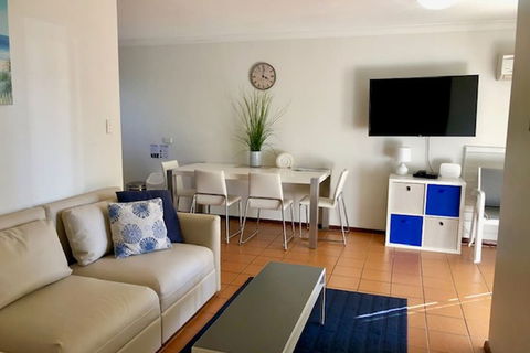 Scarborough Beach Front Resort Shell 4 - Whitsundays Accommodation 7