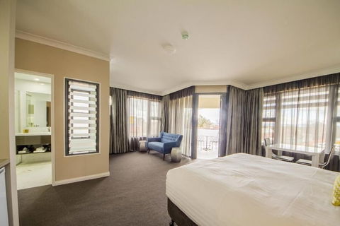 Cowra Services Club Motel - Whitsundays Accommodation 6