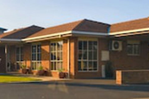 Quays Motel San Remo - Whitsundays Accommodation 0