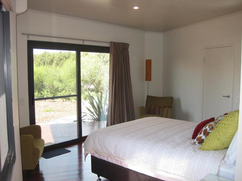Hartzell One Seven - Whitsundays Accommodation 3