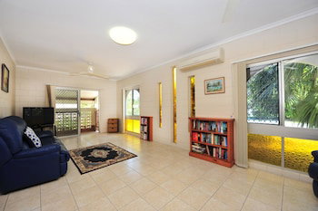 Seascape Holidays - 53 Reef Street - Whitsundays Accommodation 0