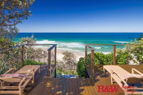 20 Arakoon Crescent - Whitsundays Accommodation 0