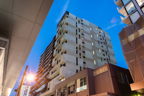 District South Yarra - Whitsundays Accommodation 1