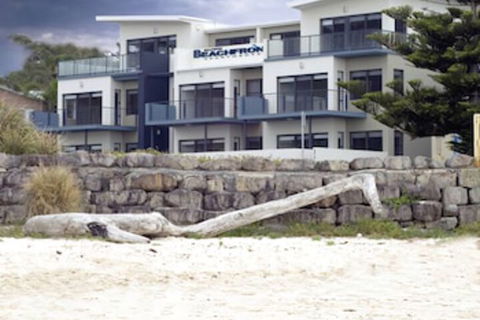 Mollymook Beachfront Executive Apartment - Whitsundays Accommodation 7