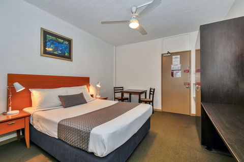 Darwin City Edge Motel & Suites - Whitsundays Accommodation 6