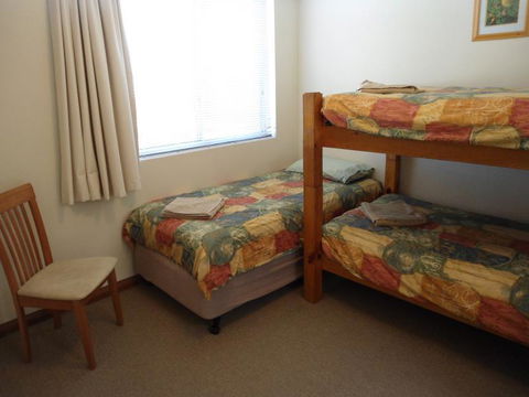 Ashwood Apartment Bellerive - Whitsundays Accommodation 4