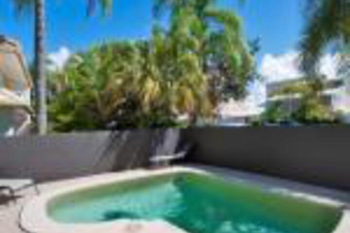  Whitsundays Accommodation