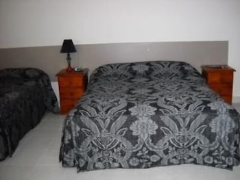 Molika Springs Motel - Whitsundays Accommodation 6